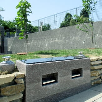 厚木やすらぎ霊園