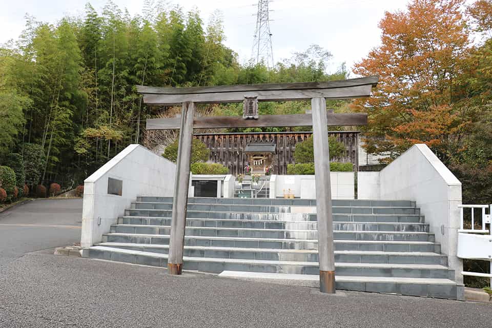 稲足神社「御霊殿」