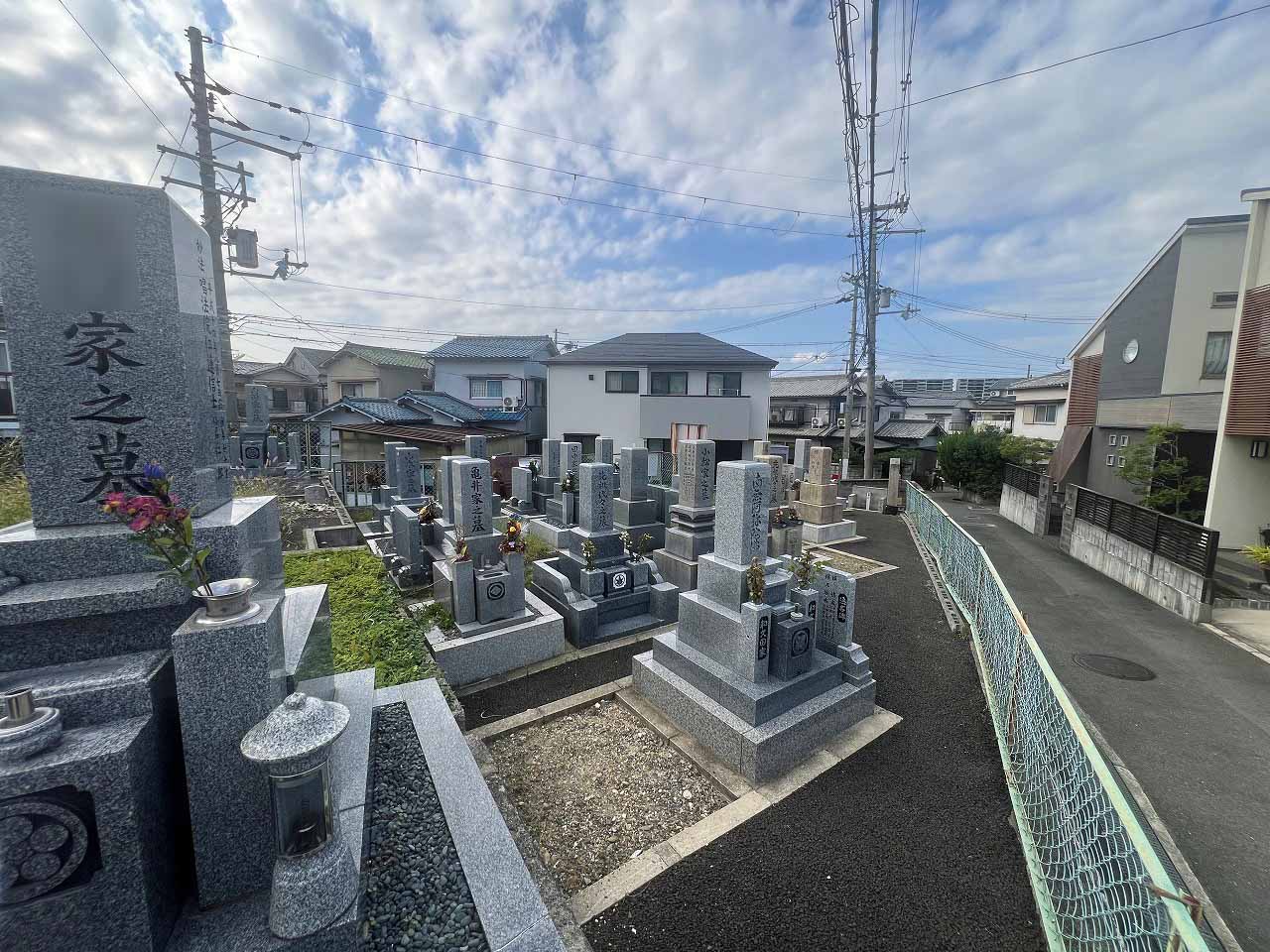 御濃墓地（美濃墓地）