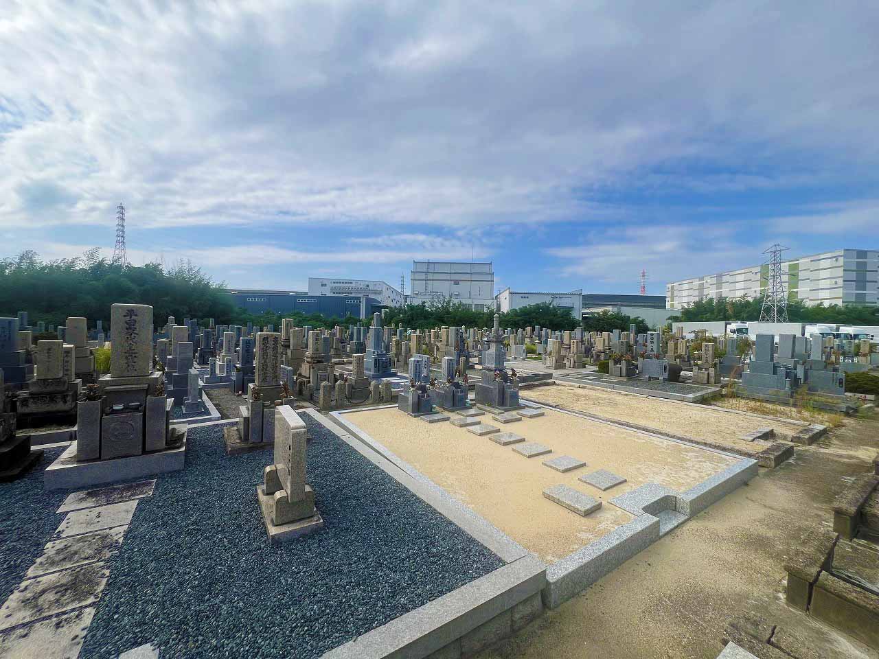 星田共同墓地（小奈辺墓地）