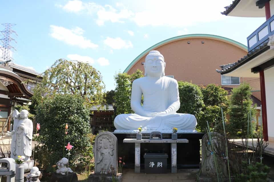 春清寺「寂円塔」