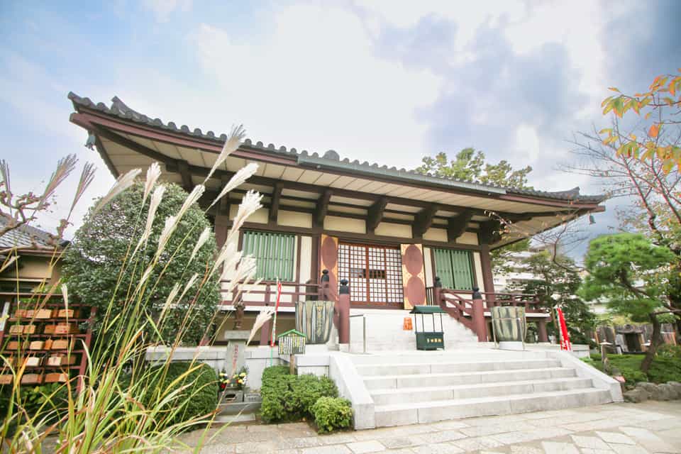 東江寺「永代供養塔」