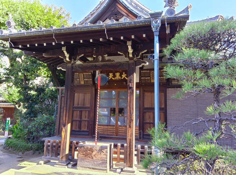 翼のとびら 日暮里墓苑